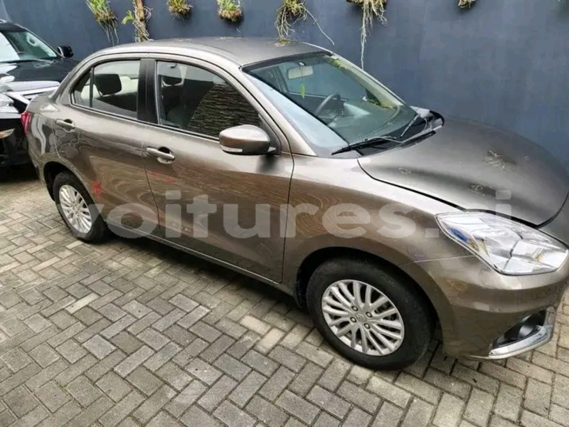 Big with watermark toyota avensis abidjan abidjan 70627