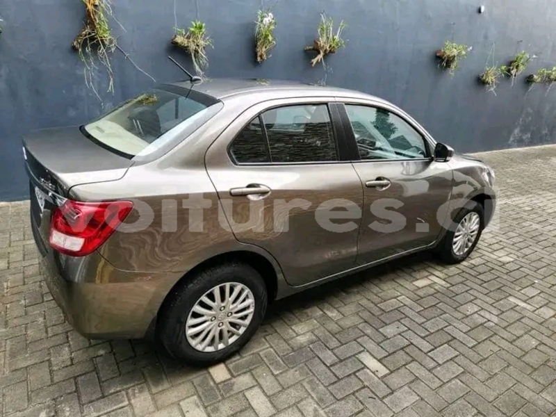 Big with watermark toyota avensis abidjan abidjan 70627