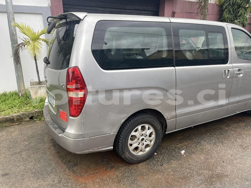 Big with watermark hyundai h1 abidjan abidjan 70779