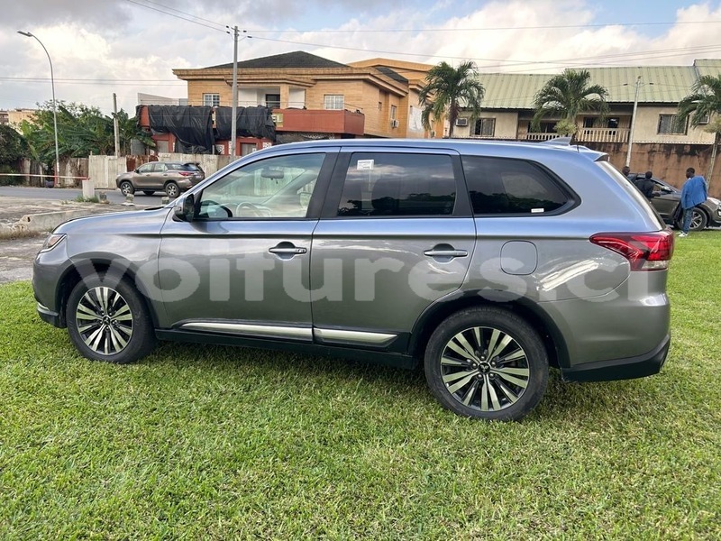 Big with watermark mitsubishi outlander abidjan abidjan 70809