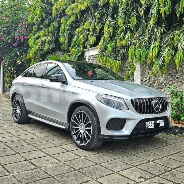 Big with watermark mercedes benz gle ivory coast aboisso 71002