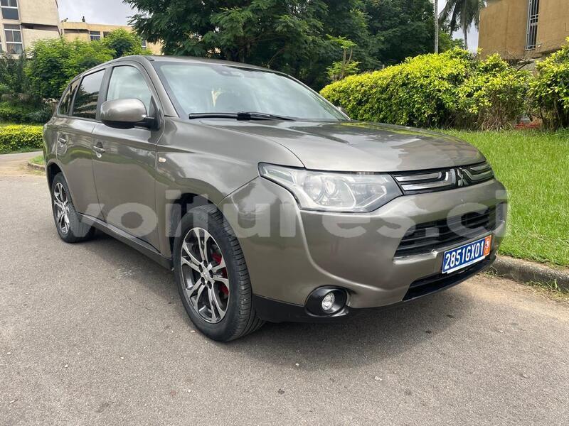 Big with watermark mitsubishi outlander abidjan abidjan 71057