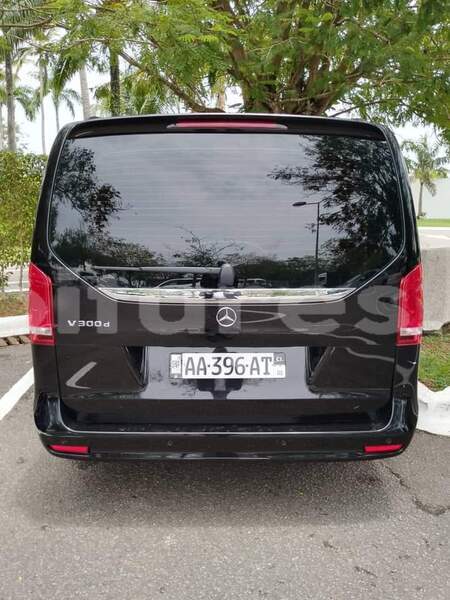 Big with watermark mercedes benz viano ivory coast aboisso 71081