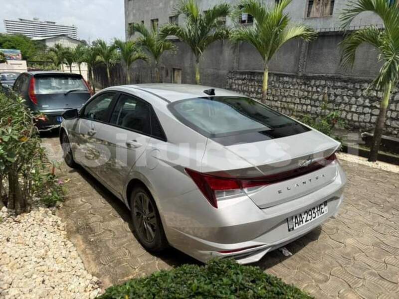 Big with watermark hyundai elantra ivory coast aboisso 71423