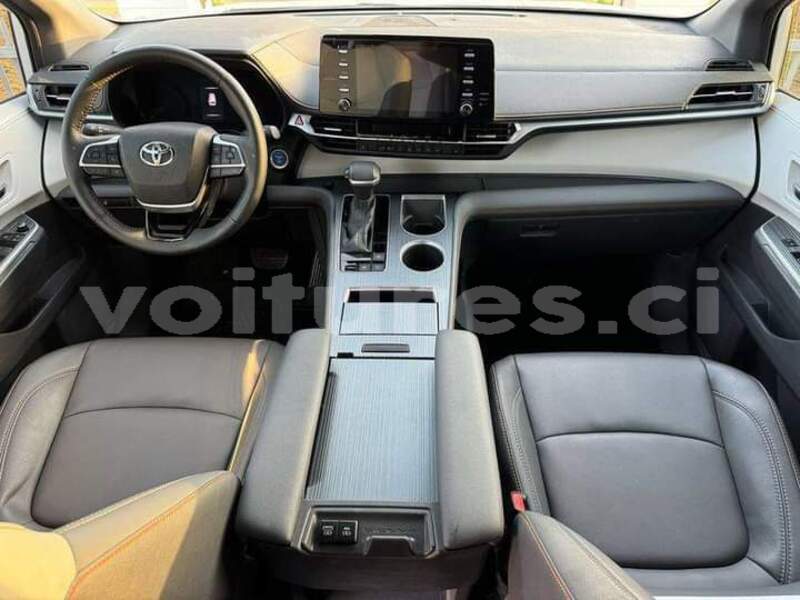 Big with watermark toyota sienna ivory coast aboisso 71438