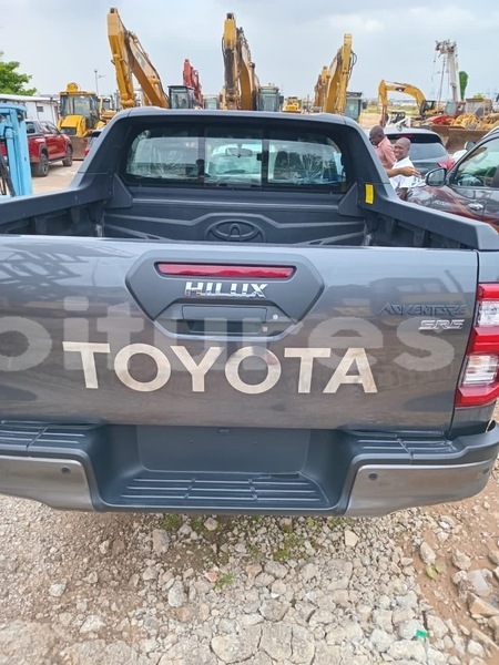 Big with watermark toyota hilux abidjan abidjan 71834