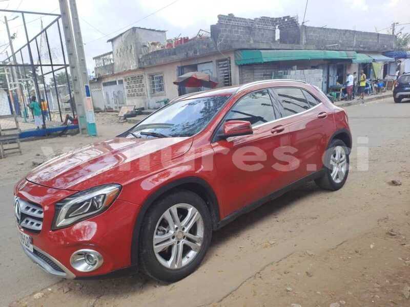 Big with watermark mercedes benz gla klasse ivory coast aboisso 72021