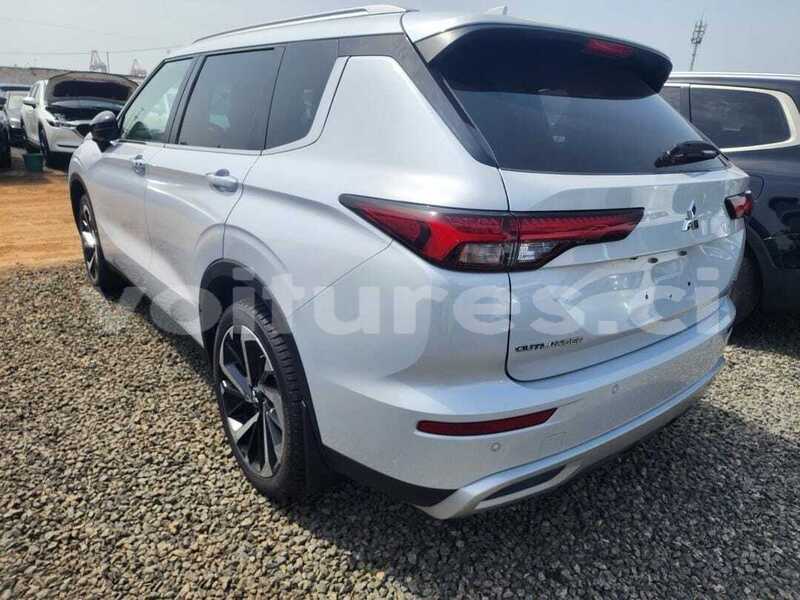 Big with watermark mitsubishi outlander ivory coast aboisso 72044