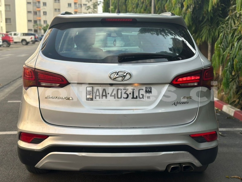 Big with watermark hyundai santa fe abidjan abidjan 72156