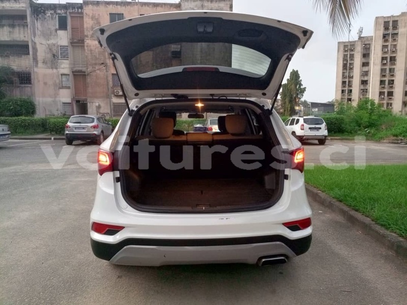 Big with watermark hyundai santa fe abidjan abidjan 72160