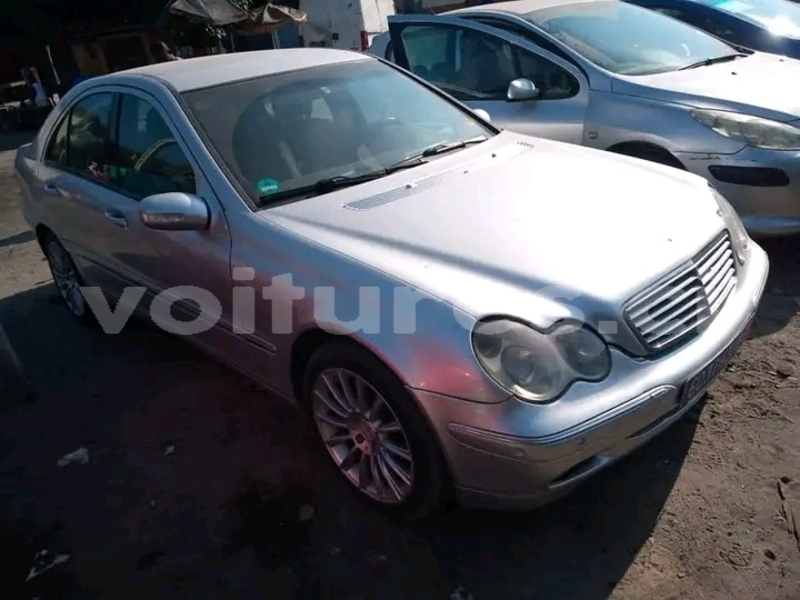 Big with watermark mercedes viano ivory coast agboville 72269