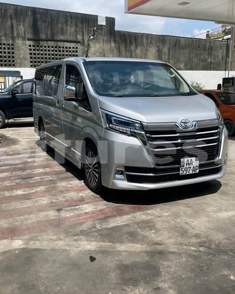 Big with watermark toyota granvia ivory coast aboisso 72376