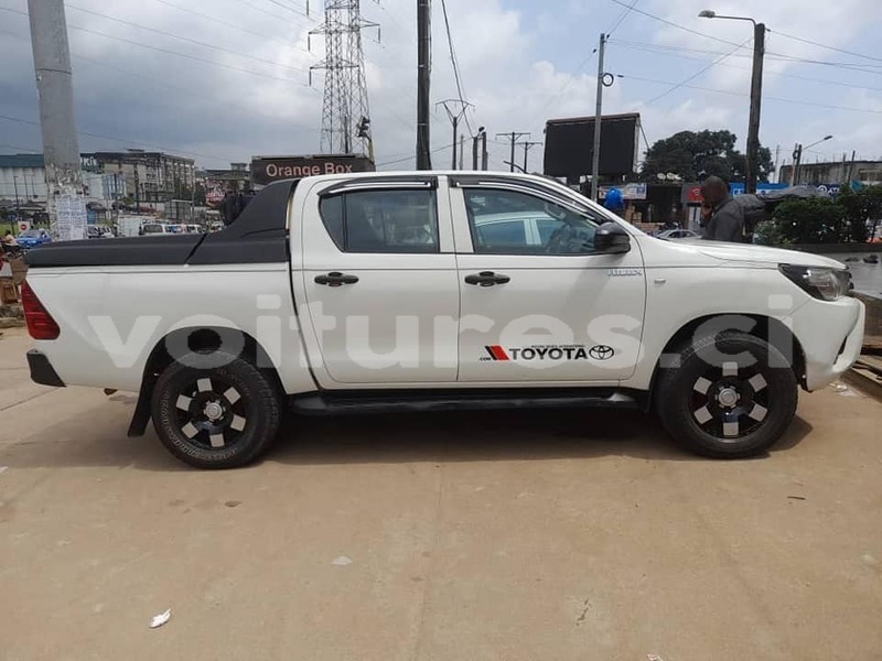 Big with watermark toyota hilux abidjan abidjan 72427