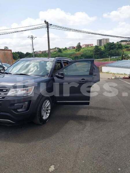 Big with watermark ford explorer abidjan abidjan 72448