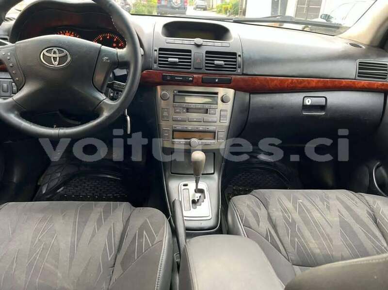 Big with watermark toyota avensis abidjan abidjan 72472