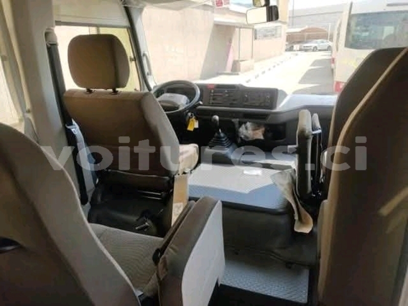 Big with watermark toyota coaster ivory coast aboisso 72492