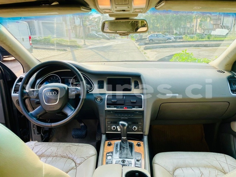 Big with watermark audi q7 abidjan abidjan 72543