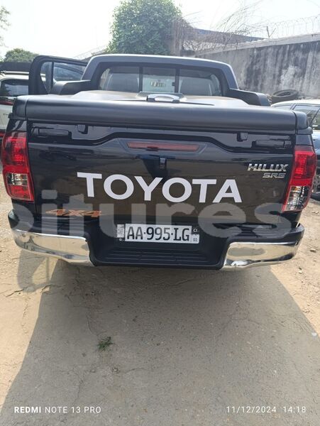 Big with watermark toyota hilux abidjan abidjan 72726