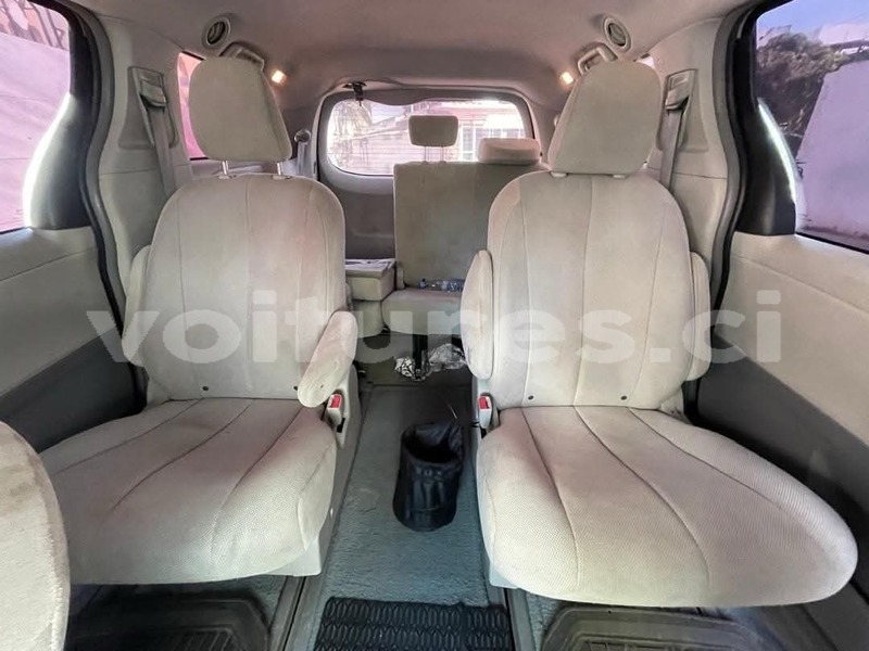 Big with watermark toyota sienna ivory coast aboisso 72821