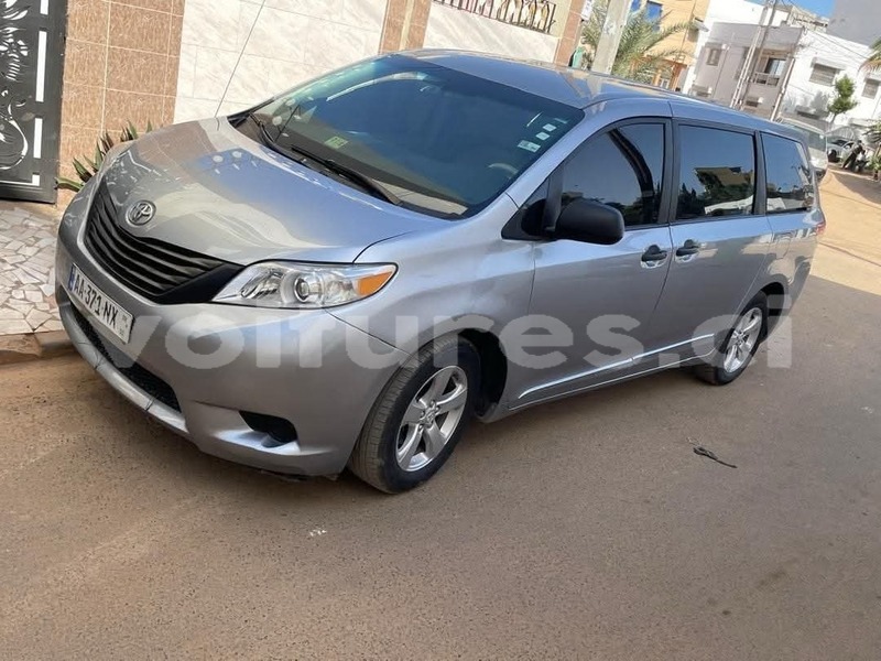 Big with watermark toyota sienna ivory coast aboisso 72821