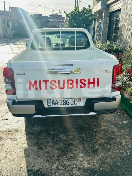 Big with watermark mitsubishi l200 ivory coast aboisso 72918