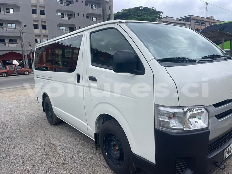 Big with watermark toyota hiace ivory coast aboisso 72926