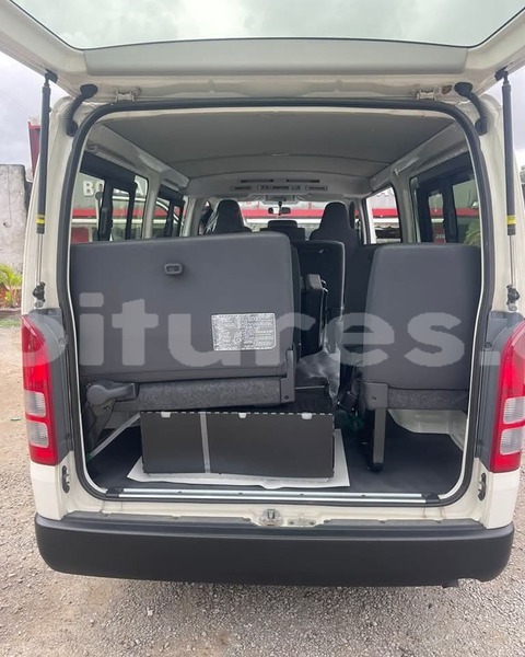 Big with watermark toyota hiace ivory coast aboisso 72926