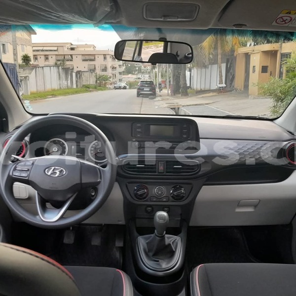 Big with watermark hyundai i10 ivory coast aboisso 73032