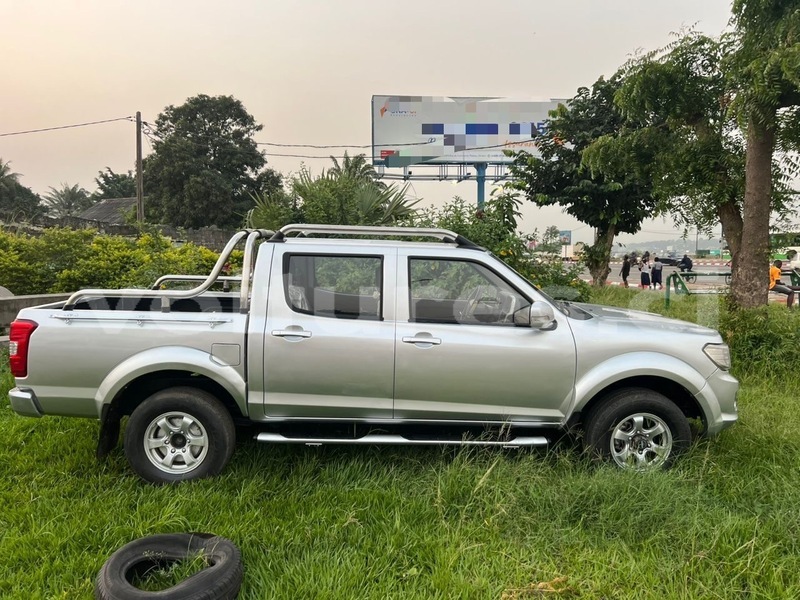 Big with watermark peugeot traveller abidjan abidjan 73040