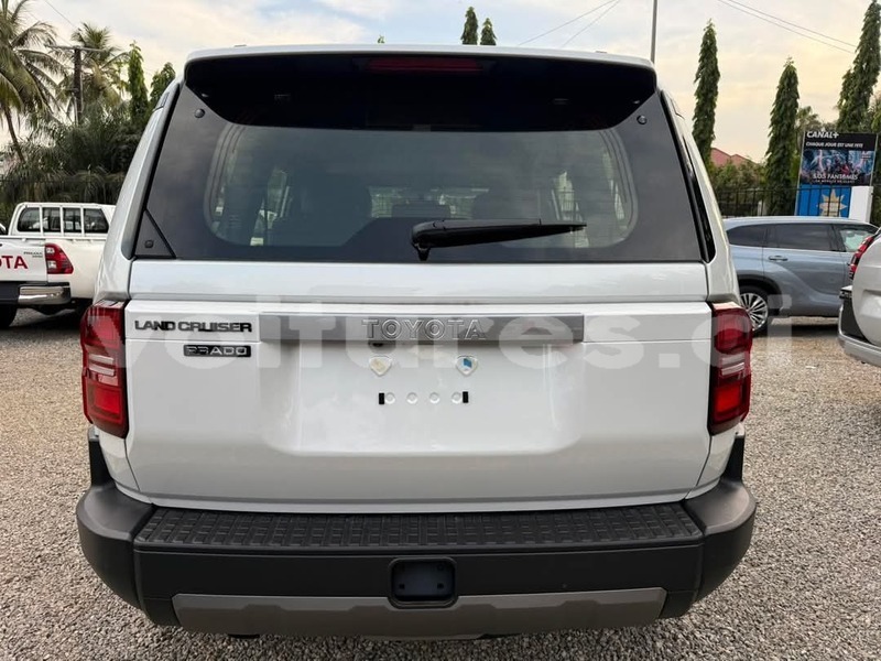 Big with watermark toyota land cruiser prado ivory coast aboisso 73068