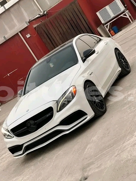 Big with watermark mercedes benz amg glc ivory coast aboisso 73082