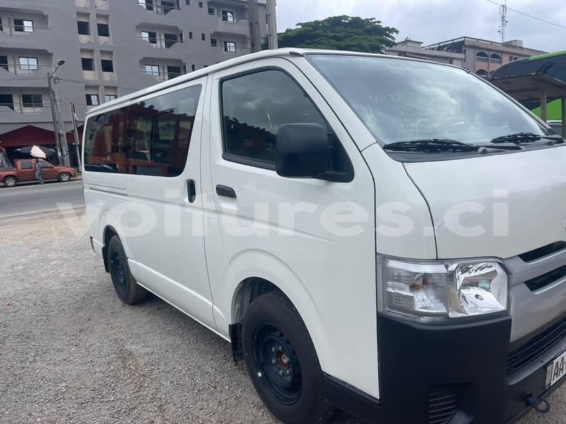 Big with watermark toyota hiace ivory coast aboisso 73168