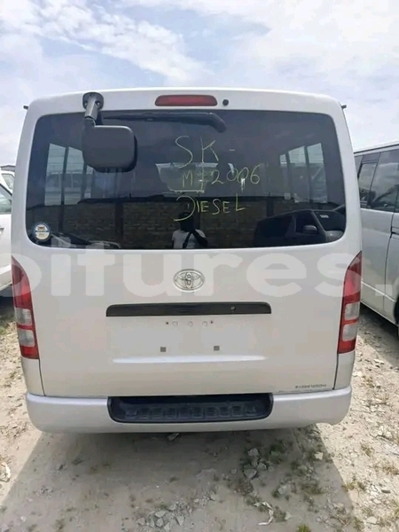 Big with watermark toyota hiace ivory coast aboisso 73569