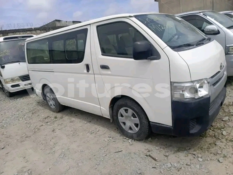 Big with watermark toyota hiace ivory coast aboisso 73569