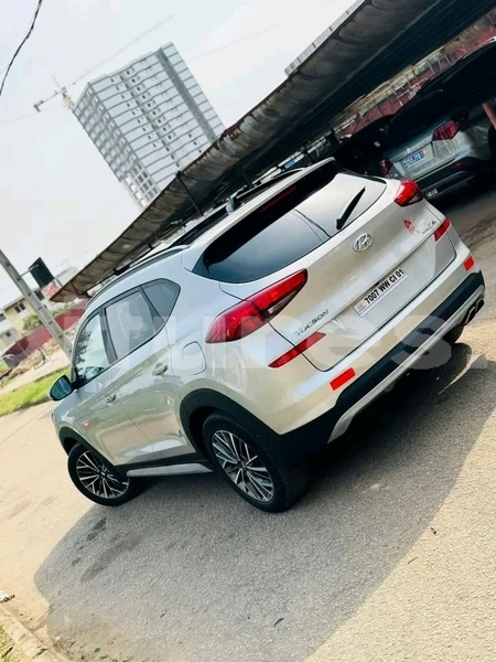 Big with watermark hyundai tucson ivory coast aboisso 73702