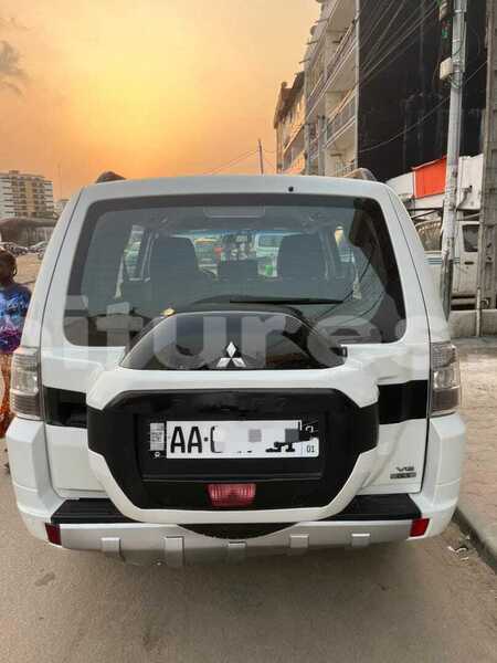 Big with watermark mitsubishi pajero abidjan abidjan 73842